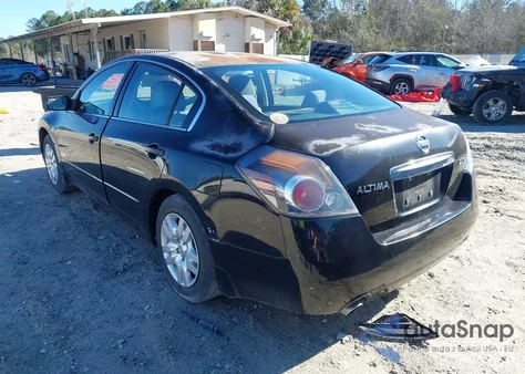 2011 Nissan Altima 2.5 S z USA, uszkodzony, nr VIN 1N4AL2AP2BN512230